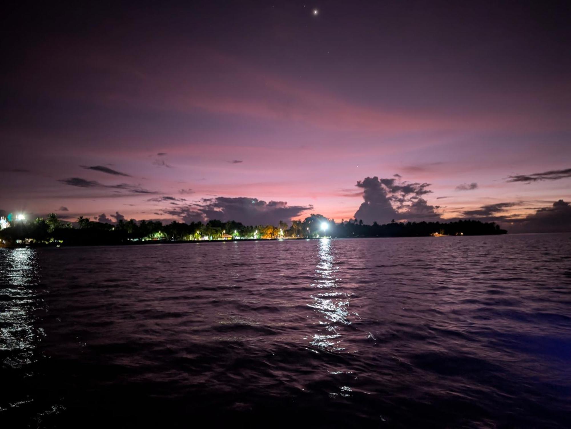 Sunny Breeze View Hotel Hangnaameedhoo ภายนอก รูปภาพ